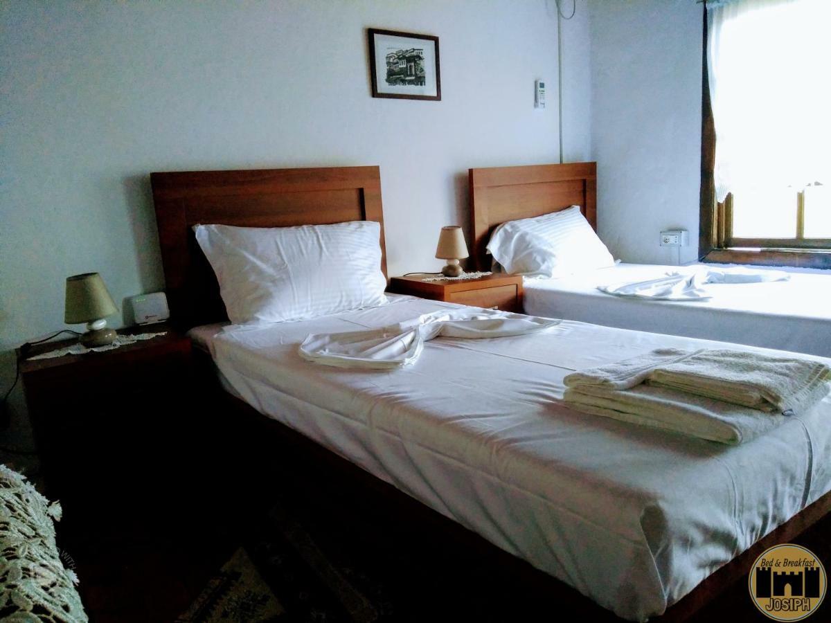 Bed & Breakfast Josiph Berat Exterior foto