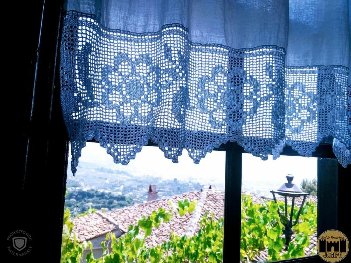 Bed & Breakfast Josiph Berat Exterior foto